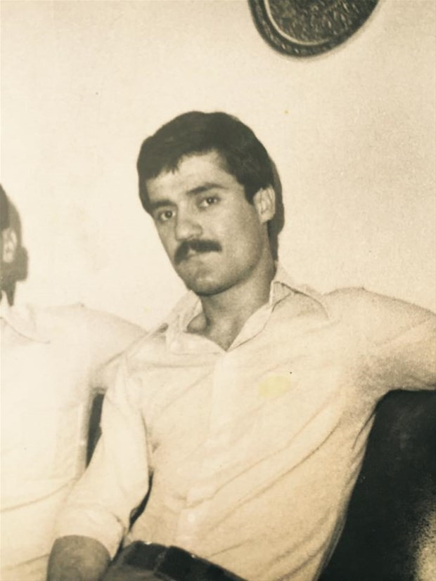 İşte ünlülerin gençlik yılları