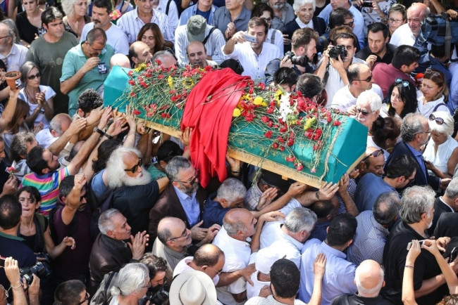 Usta yazar Vedat Türkali'ye veda