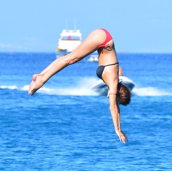 Ayça Varlıer Bodrum tatilinde