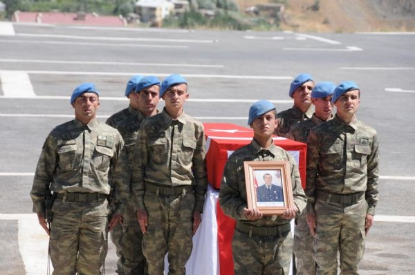 12 şehit memleketlerine uğurlandı