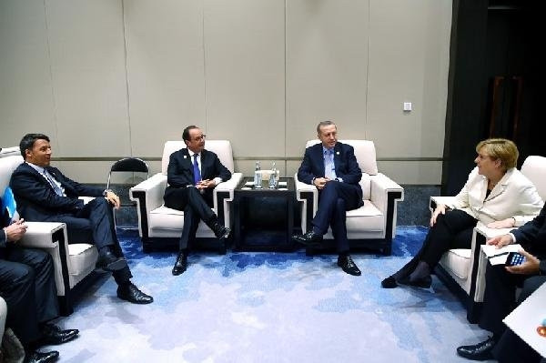 Cumhurbaşkanı Erdoğan'dan 4'lü zirve