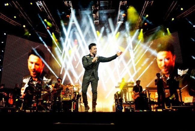 Tarkan'ın konser sayısı parmak ısırtıyor