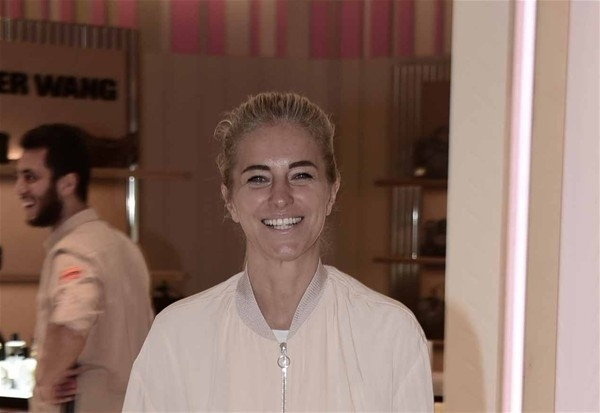 Burcu Esmersoy'dan makyajsız fotoğrafı için olay yorum