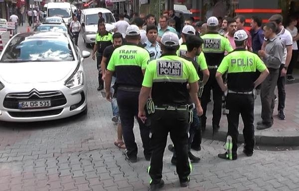 Trafik magandası silah çekti !