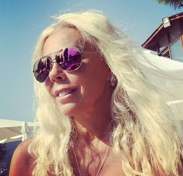 Semiha Yankı'dan bikinili paylaşım