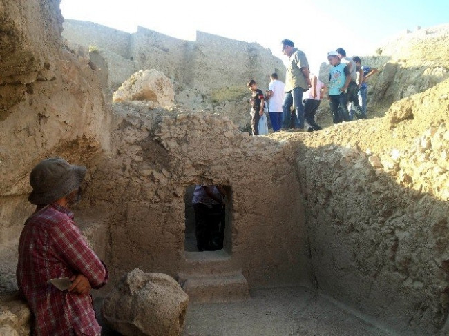 Urartu krallarına ait mezar bulundu