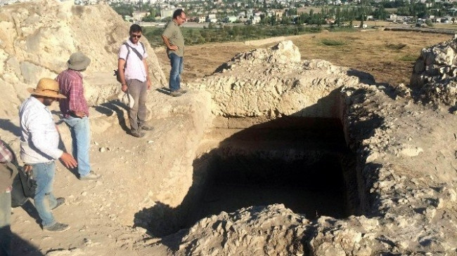 Urartu krallarına ait mezar bulundu