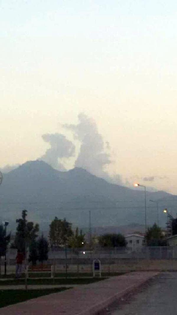 Erciyes Dağı'nda buluttan asker silueti