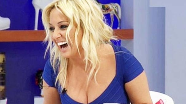 Saba Tümer'in kamyon arkası yazısı