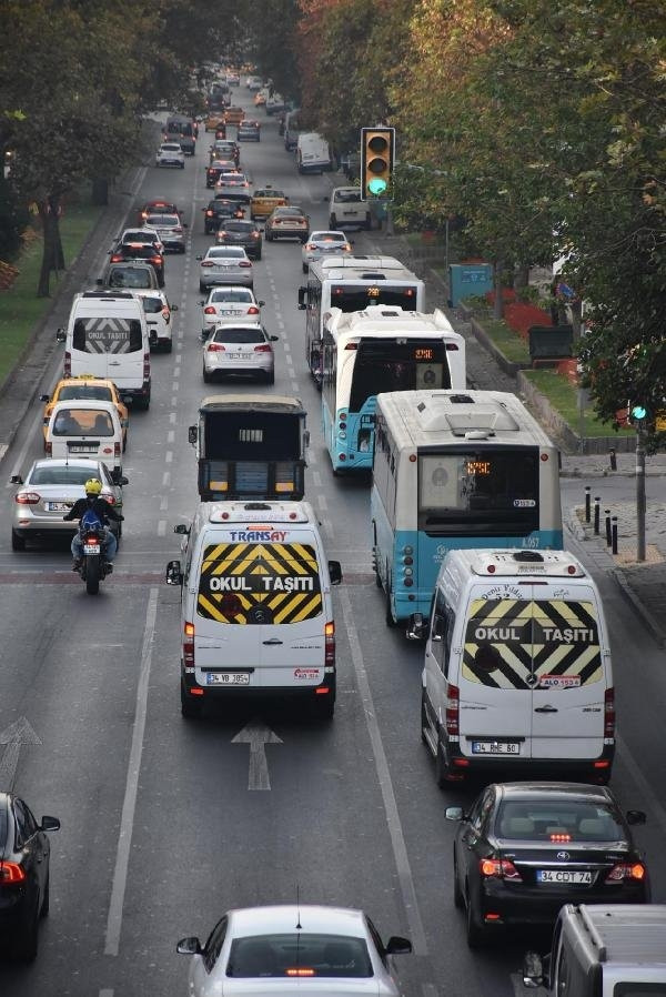 İstanbul'da Pazartesi trafiği