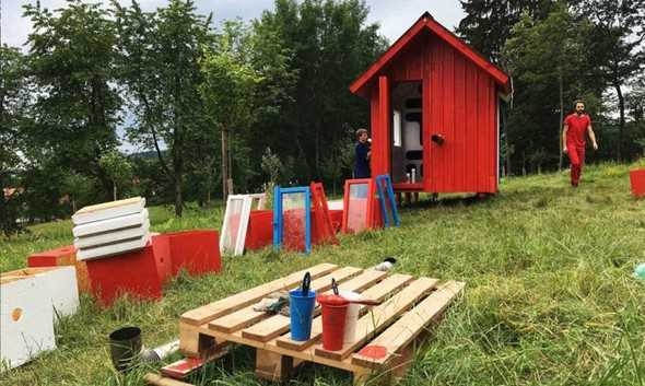 Bu evi 3 saatte 3 bin 500 TL'ye inşa etti! İşte süper mini ev...