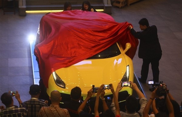 Ferrari 488 Spider tanıtıldı