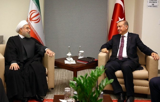 Cumhurbaşkanı Erdoğan, Ruhani ile görüştü