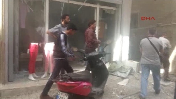 Kilis'te pazar yerine roket düştü: 5'i çocuk 6 yaralı