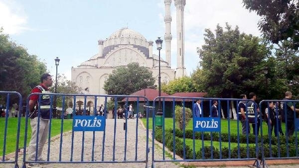 Gaziantep'te camiye saldırı istihbaratı alarma geçirdi
