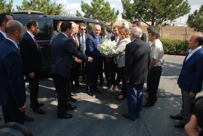 Emeklilikte yaşa takılanlara kötü haber