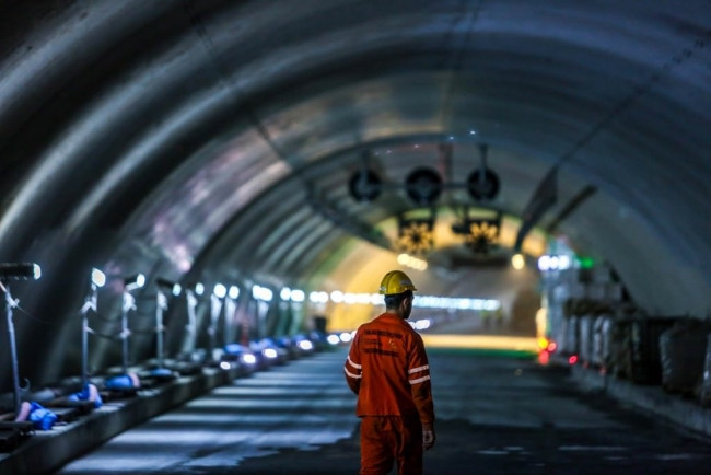 Boğazı 106 metre derinlikten geçeceğiz