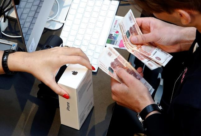 iPhone 7 ve iPhone 7 Plus'ın Türkiye'de satış tarihi belli old
