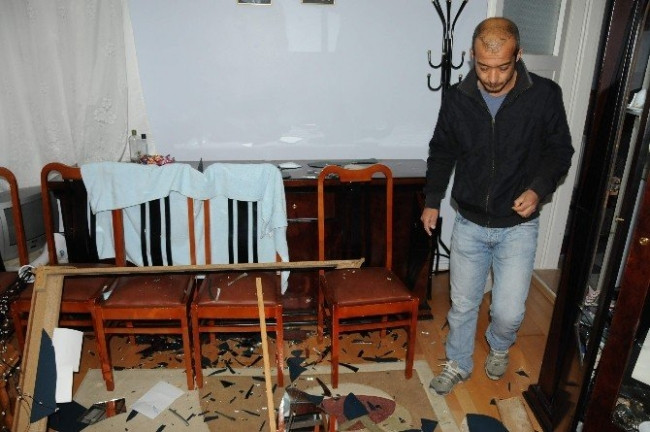 Eskişehir'de baltalı dehşet ! Mahalle ayağa kalktı