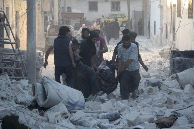 İdlib'te vakum bombalı saldırı: 20 ölü, 24 yaralı