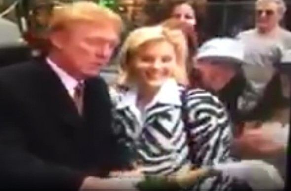 Donald Trump Playboy filminde oynamış !