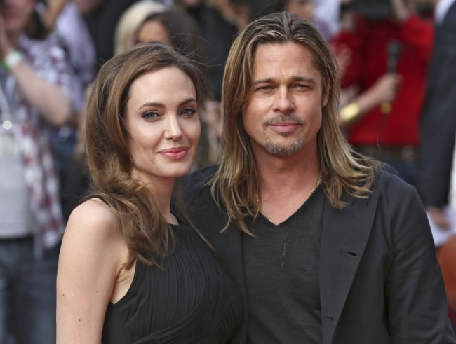 Çaresiz Pitt, Jolie’ye ulaşmaya çalışıyor