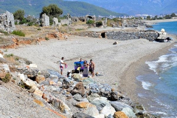 Önlem alınmayan Antik Kent bozulmak üzere