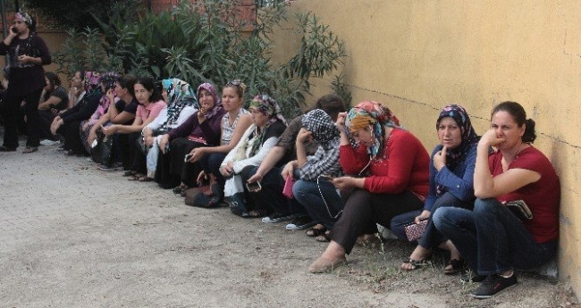İşsizlik izdihama neden oldu
