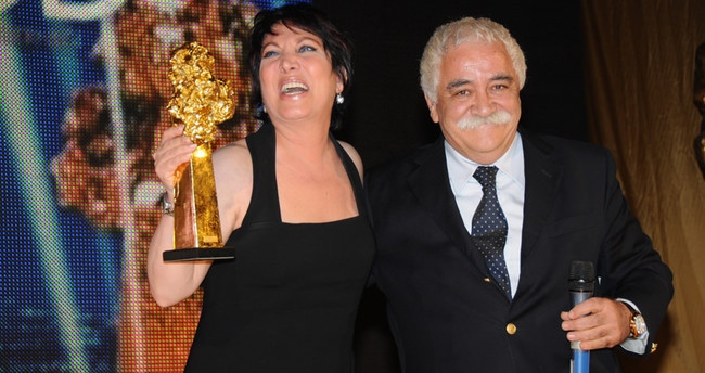 Oya Başar: ''Levent Kırca'nın mezarına bile gitmem'&