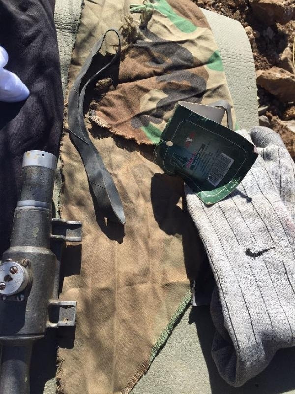 Komandolar bastı, PKK'lılar bırakıp kaçtı