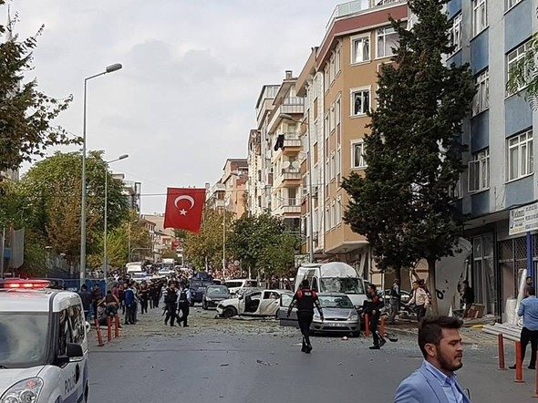 İstanbul'da karakol yakınlarında patlama
