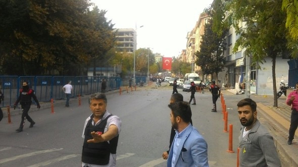 İstanbul'da karakol yakınlarında patlama