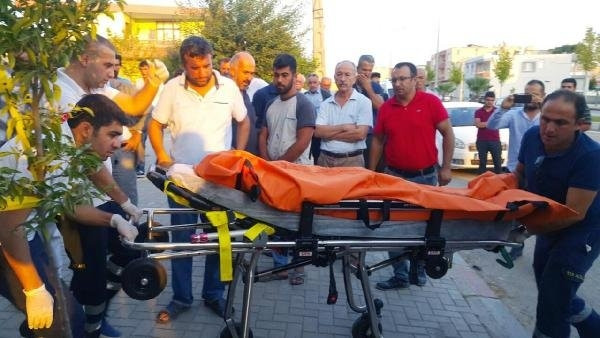 Kan donduran cinayet ! Annesini öldürdü...