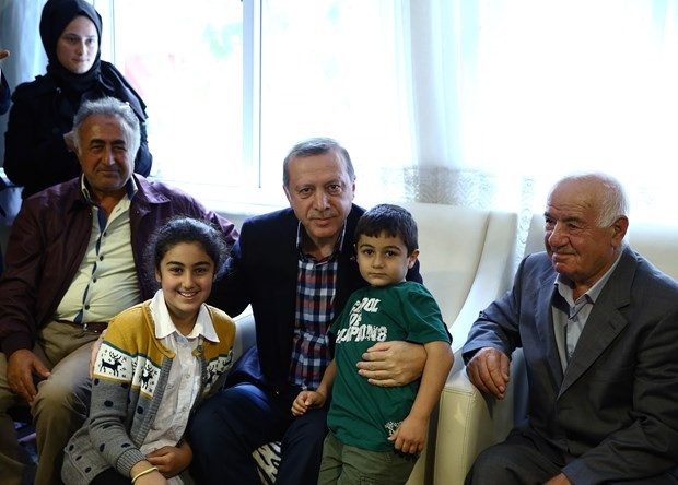 Erdoğan'dan şehit ailelerine taziye ziyareti