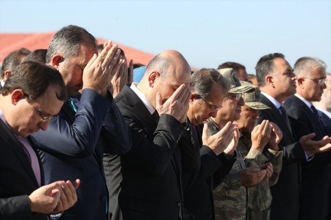 Şemdinli şehitleri uğurlandı