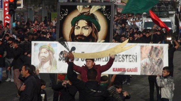 Kerbela şehitleri Kars'ta anıldı