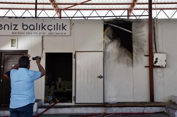 ANTALYA'DA ROKETLİ SALDIRI !