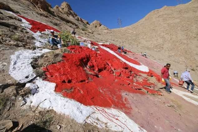 Türkiye'nin en büyük kaya haritasına 15 Temmuz dokunuşu
