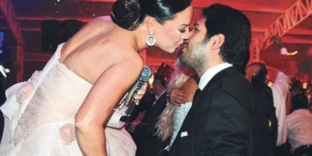 Ebru Gündeş ve Reza Zarrab hakkında yeni iddia