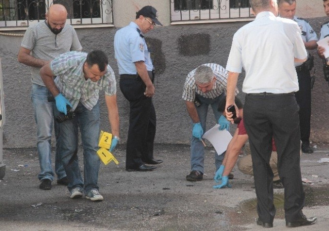Keşfe giden hakimin aracına saldırı
