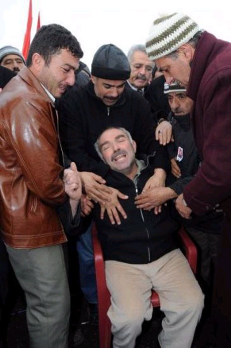 5 bin kişi şehit Emrah Karataşı uğurladı