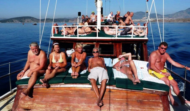 Bodrum'da Ekim ayının ortasında yazı yaşadılar