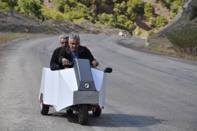 Elektrikli aracı Tunceli'de yaptı