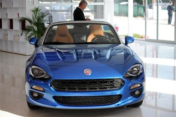 Murat 124'ün yeni kasası 124 Spider Türkiye'de