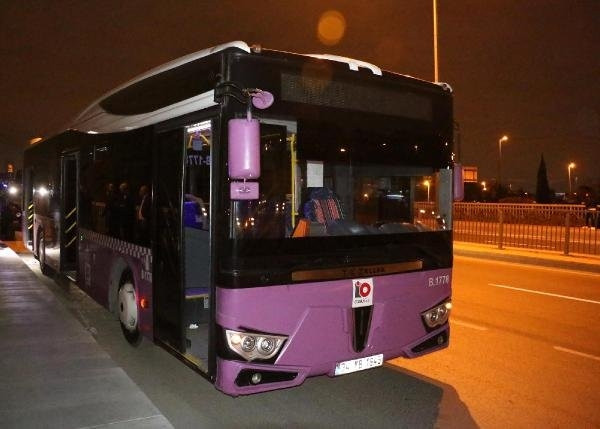 Belediye otobüsüne molotoflu saldırı