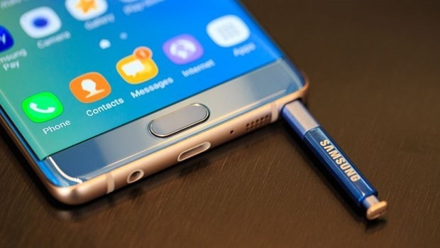 Galaxy S7 Edge'de ''batarya sorunu'' iddiası