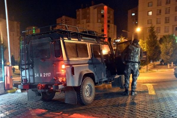 İstanbul'da lüks siteye DEAŞ baskını