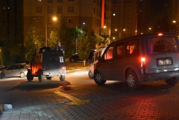 İstanbul'da lüks siteye DEAŞ baskını