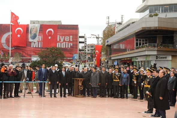 Taksim'de 29 Ekim töreni