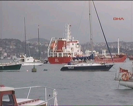 İstanbul Boğazında faciaya ramak kaldı